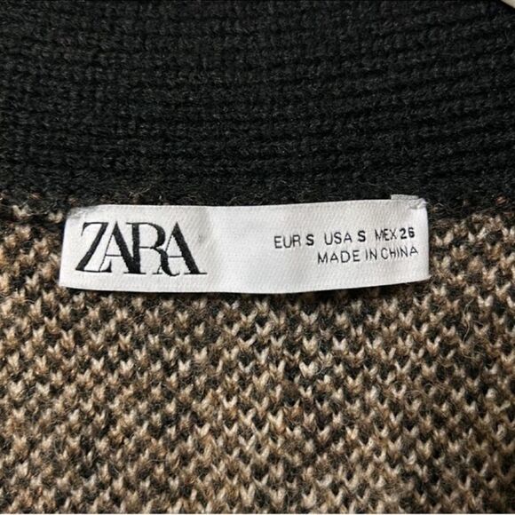 Zara Animal Print Wool Blend Brown & Black Button
Down Oversized Cardigan Small) - Picture 6 of 7